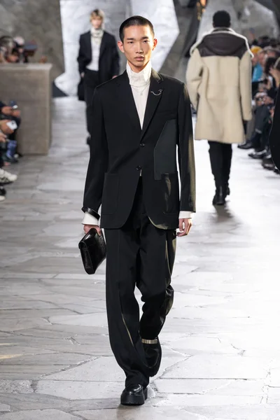 Look 41
